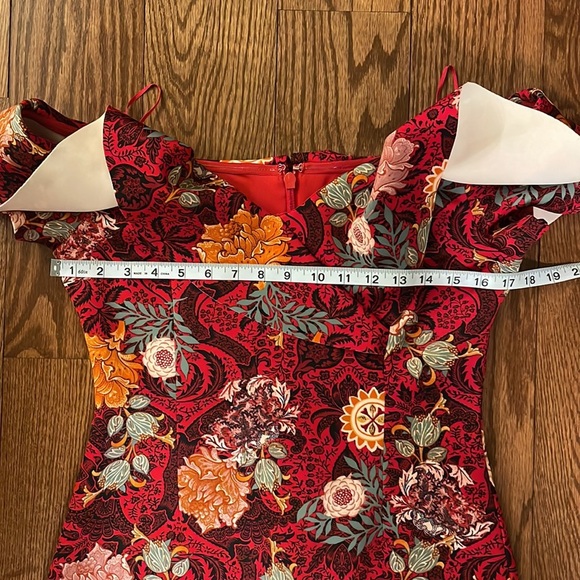 GUESS Red Elysian Floral Shaye OFF THE SHOULDER ruffle fitted SCUBA mini dress L - Picture 13 of 16